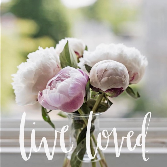 Meet your Posher, Stephanie - Picture 1 of 1